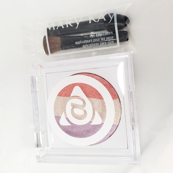 ❤️Mary Kay trio Eyeshadow with mini tools - Picture 6 of 7
